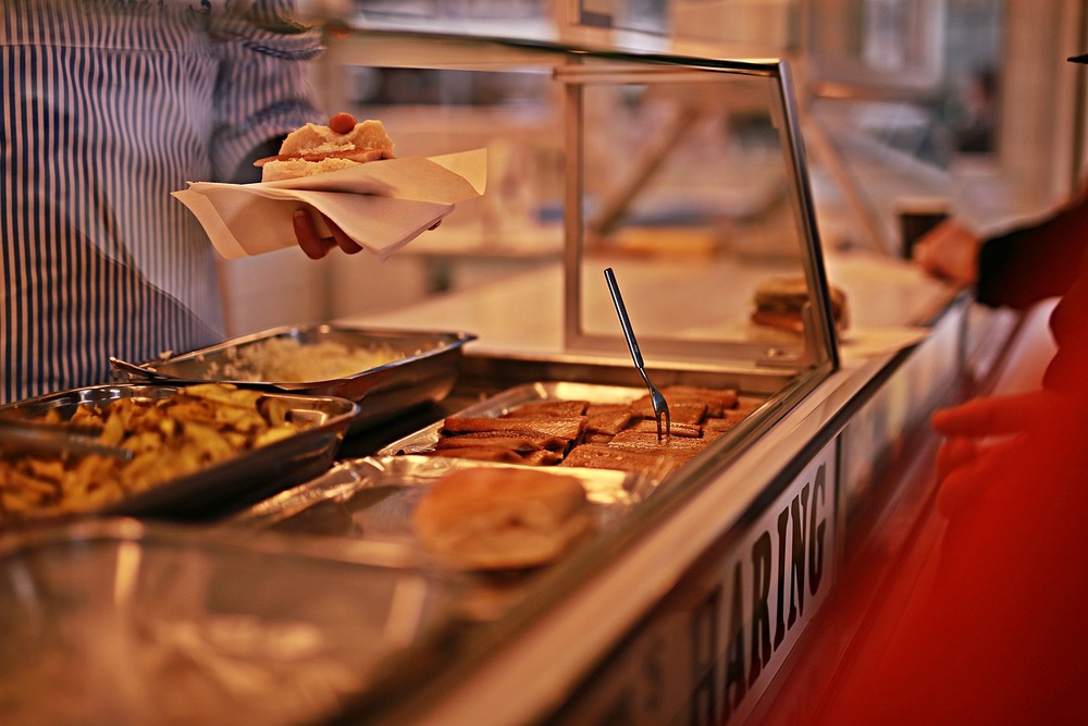 cantine Image par Romain DEL BUONO de Pixabay cantine restauration école